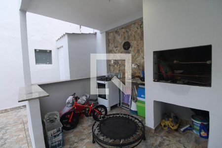 Casa de condomínio à venda com 180m², 3 quartos e 2 vagasÁrea gourmet (área externa)