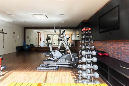 Studio para alugar com 35m², 1 quarto e 1 vaga Studio para alugar com 35m², 1 quarto e 1 vagaÁrea comum - Academia