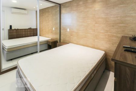 Studio para alugar com 35m², 1 quarto e 1 vaga Studio para alugar com 35m², 1 quarto e 1 vagaQuarto