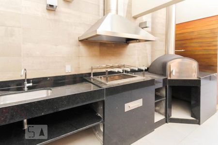 Studio para alugar com 35m², 1 quarto e 1 vaga Studio para alugar com 35m², 1 quarto e 1 vagaÁrea comum - Churrasqueira