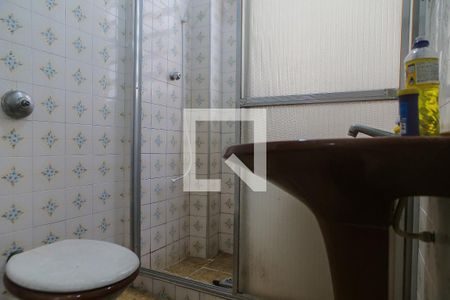 Banheiro de apartamento para alugar com 1 quarto, 51m² em José Menino, Santos