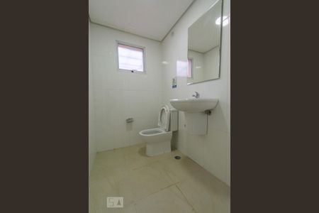 Studio à venda com 100m², 4 quartos e sem vaga Studio à venda com 100m², 4 quartos e sem vagaBanheiro