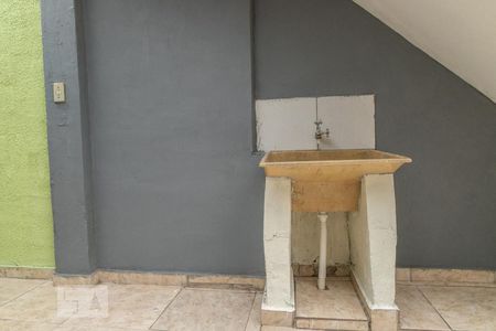 Casa para alugar com 50m², 1 quarto e sem vagaÁrea de Serviço