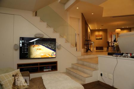 Apartamento à venda com 302m², 3 quartos e 4 vagasSala de TV