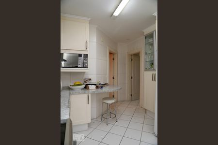 Apartamento à venda com 302m², 3 quartos e 4 vagasCozinha