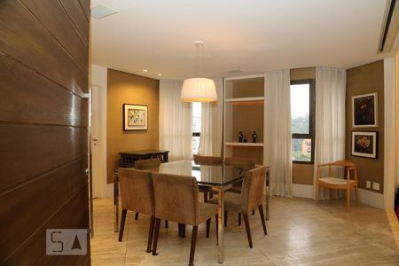 Apartamento à venda com 302m², 3 quartos e 4 vagasSala de Jantar