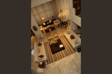 Apartamento à venda com 302m², 3 quartos e 4 vagasVista