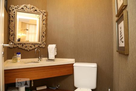 Apartamento à venda com 302m², 3 quartos e 4 vagasLavabo