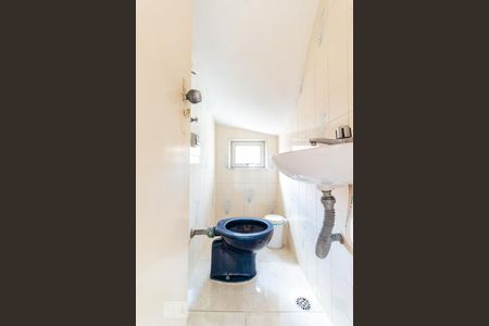 Casa à venda com 120m², 2 quartos e 1 vagaLavabo