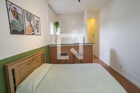 Quarto/Sala de kitnet/studio para alugar com 1 quarto, 25m² em Centro, Rio de Janeiro