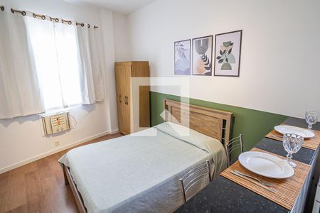 Sala de kitnet/studio para alugar com 1 quarto, 25m² em Centro, Rio de Janeiro