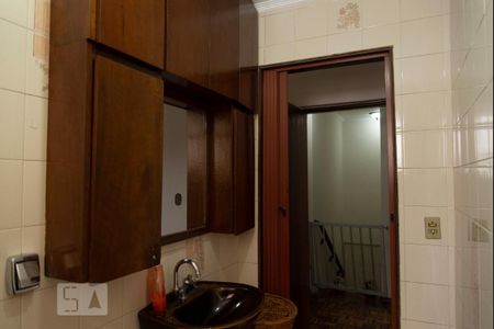 Casa à venda com 300m², 4 quartos e 2 vagas Casa à venda com 300m², 4 quartos e 2 vagasBanheiro da Suíte 2