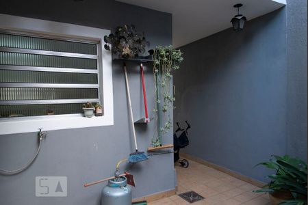 Casa à venda com 300m², 4 quartos e 2 vagas Casa à venda com 300m², 4 quartos e 2 vagasQuintal