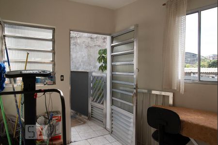 Casa à venda com 300m², 4 quartos e 2 vagas Casa à venda com 300m², 4 quartos e 2 vagasEscritório