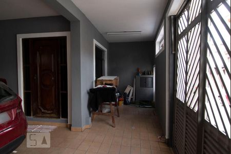 Casa à venda com 300m², 4 quartos e 2 vagas Casa à venda com 300m², 4 quartos e 2 vagasGaragem