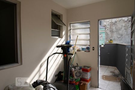 Casa à venda com 300m², 4 quartos e 2 vagas Casa à venda com 300m², 4 quartos e 2 vagasEscritório