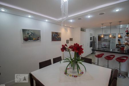 Casa à venda com 172m², 3 quartos e 2 vagasSala de Jantar