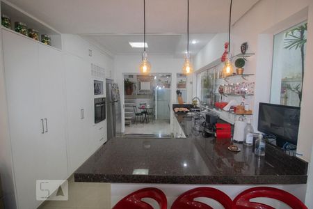 Casa à venda com 172m², 3 quartos e 2 vagasCozinha