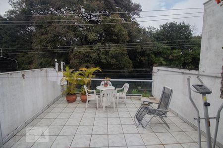 Casa à venda com 172m², 3 quartos e 2 vagasVaranda da Suíte