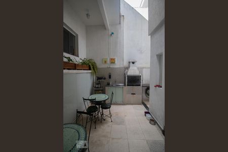 Casa à venda com 172m², 3 quartos e 2 vagasQuintal
