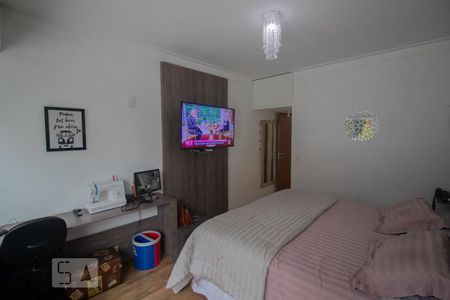 Casa à venda com 172m², 3 quartos e 2 vagasSuíte 2