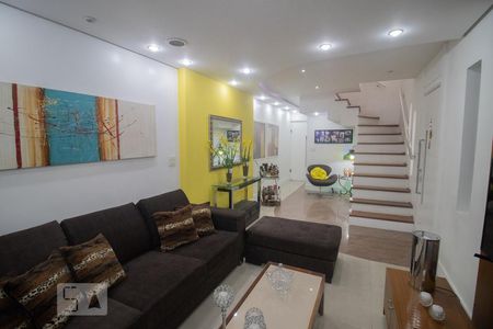 Sala de casa à venda com 3 quartos, 172m² em São Domingos, São Paulo