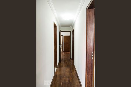 Apartamento para alugar com 153m², 3 quartos e 1 vaga Apartamento para alugar com 153m², 3 quartos e 1 vagaCorredor