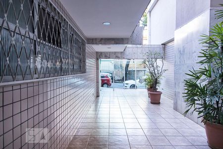 Apartamento para alugar com 153m², 3 quartos e 1 vaga Apartamento para alugar com 153m², 3 quartos e 1 vagaEntrada