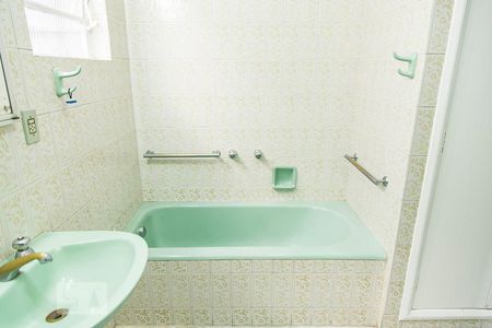 Apartamento para alugar com 153m², 3 quartos e 1 vaga Apartamento para alugar com 153m², 3 quartos e 1 vagaBanheiro Social