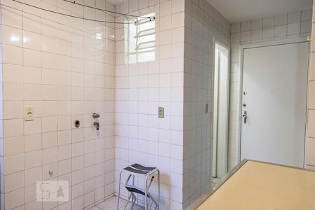 Apartamento para alugar com 153m², 3 quartos e 1 vaga Apartamento para alugar com 153m², 3 quartos e 1 vagaÁrea de Serviço