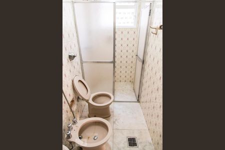 Apartamento para alugar com 153m², 3 quartos e 1 vaga Apartamento para alugar com 153m², 3 quartos e 1 vagaBanheiro da Suíte