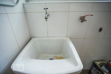 Apartamento à venda com 70m², 2 quartos e 1 vagaÁrea de Serviço - Torneira