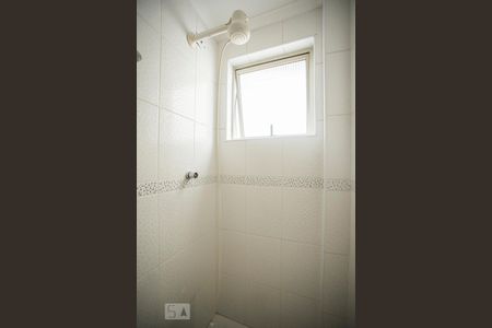 Apartamento à venda com 70m², 2 quartos e 1 vagaBanheiro de Serviço - Chuveiro