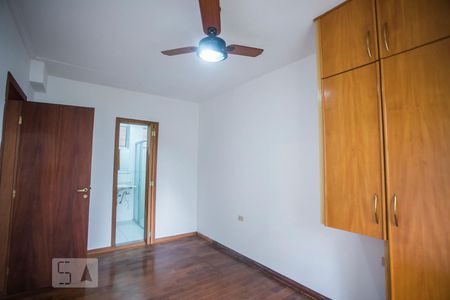Suite de apartamento para alugar com 2 quartos, 70m² em Saúde, São Paulo