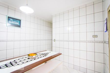 Casa à venda com 100m², 3 quartos e 2 vagas Casa à venda com 100m², 3 quartos e 2 vagasCopa