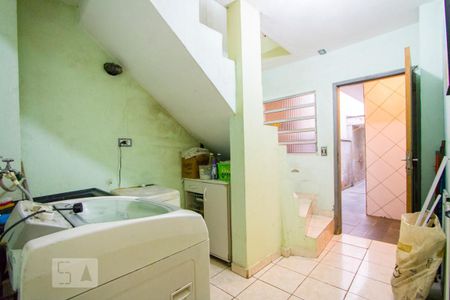 Casa à venda com 100m², 3 quartos e 2 vagas Casa à venda com 100m², 3 quartos e 2 vagasÁrea de Serviço