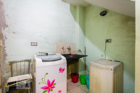 Casa à venda com 100m², 3 quartos e 2 vagas Casa à venda com 100m², 3 quartos e 2 vagasÁrea de Serviço