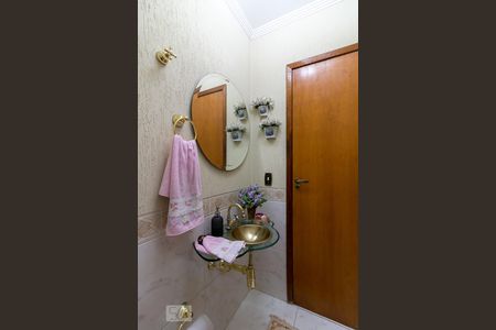 Lavabo de casa à venda com 4 quartos, 210m² em Parque Renato Maia, Guarulhos