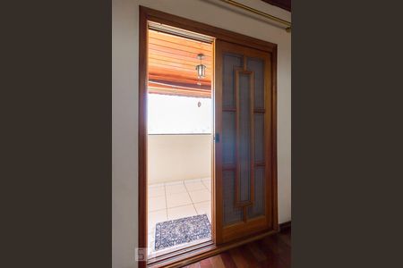 Casa à venda com 210m², 4 quartos e 6 vagasVaranda quarto 3 suíte