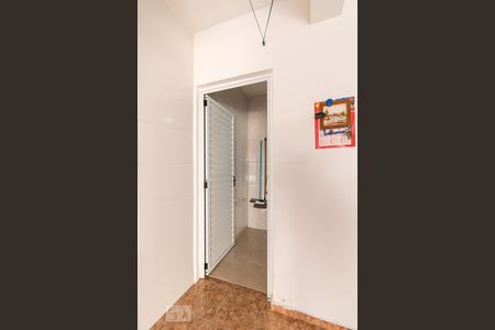 Casa à venda com 210m², 4 quartos e 6 vagasEntrada quarto de serviço