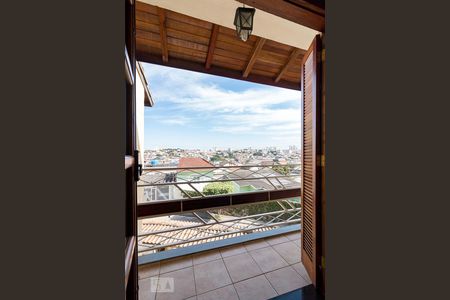 Casa à venda com 210m², 4 quartos e 6 vagasVaranda quarto 1 suíte