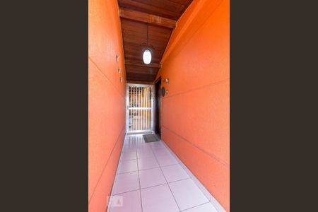 Casa à venda com 210m², 4 quartos e 6 vagasEntrada da casa