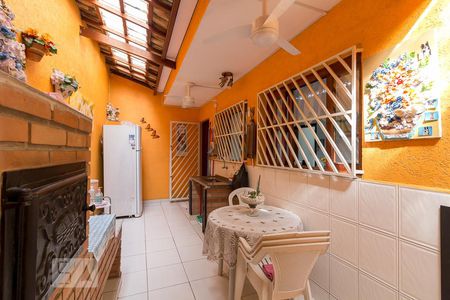 Casa à venda com 210m², 4 quartos e 6 vagasÁrea da churrasqueira