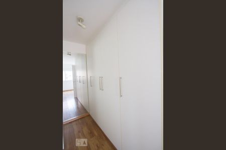 Apartamento à venda com 99m², 3 quartos e 2 vagasCloset Suíte