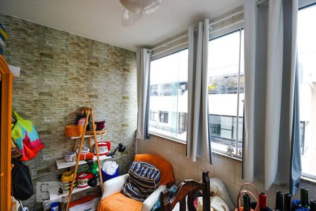 Apartamento à venda com 89m², 3 quartos e 2 vagasVaranda do Quarto 2