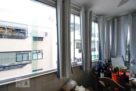 Apartamento à venda com 89m², 3 quartos e 2 vagasVaranda do Quarto 2
