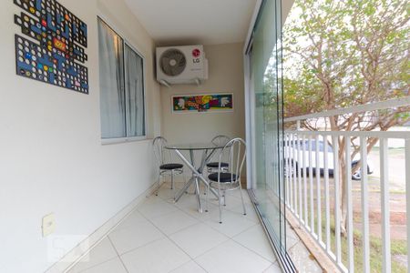 Apartamento para alugar com 76m², 3 quartos e 1 vaga Apartamento para alugar com 76m², 3 quartos e 1 vagaSacada com Churrasqueira