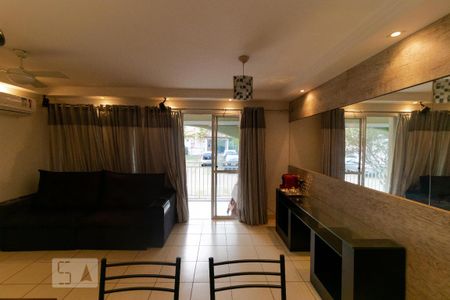 Apartamento para alugar com 76m², 3 quartos e 1 vaga Apartamento para alugar com 76m², 3 quartos e 1 vagaSalas