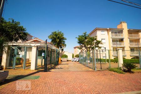Apartamento para alugar com 76m², 3 quartos e 1 vaga Apartamento para alugar com 76m², 3 quartos e 1 vagaFachada