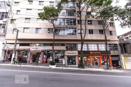 Apartamento à venda com 86m², 2 quartos e sem vaga Apartamento à venda com 86m², 2 quartos e sem vagaFachada